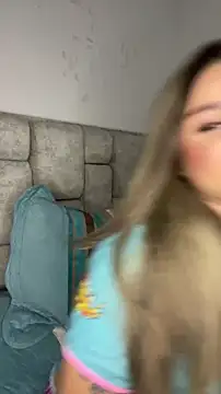 AnnyLopezzz  online show from 21, 11, 2025