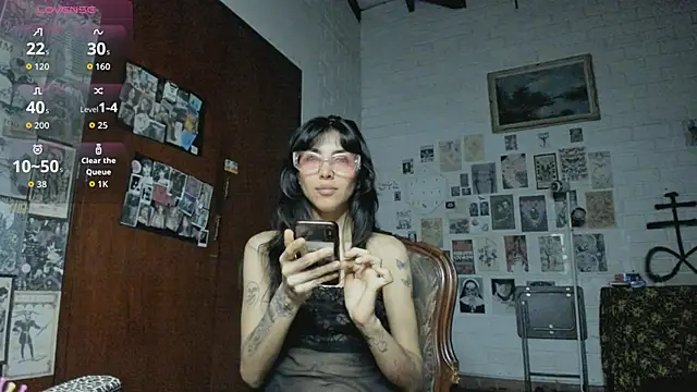 DiosaSexSymbol online show from 19, 9, 2025