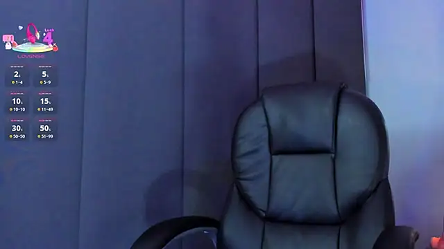 Abril monroe  online show from 24, 10, 2025