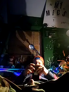 MODEST11 MMiILOO AMARO online show from 5, 4, 2026