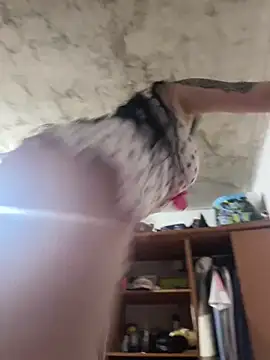 Snapshot of Xiomi_sexx chatting on 3, 11, 2025 Xiomi sexx online show from 3, 11, 2025