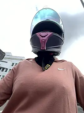 AlannaEvons online show from 9, 1, 2026