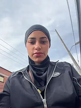 AlannaEvons online show from 10, 3, 2026