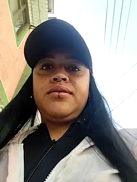 -Mia1 online show from 26, 9, 2025