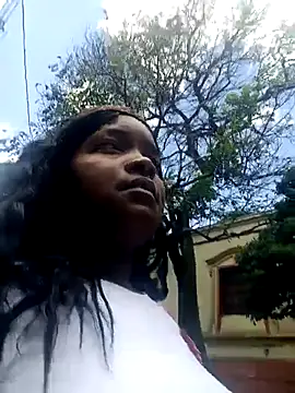 Snapshot of isabella_brown1 chatting on 20, 3, 2026 isabella brown1 online show from 20, 3, 2026