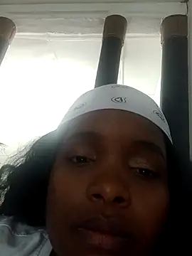 Snapshot of isabella_brown1 chatting on 28, 3, 2026 isabella brown1 online show from 28, 3, 2026