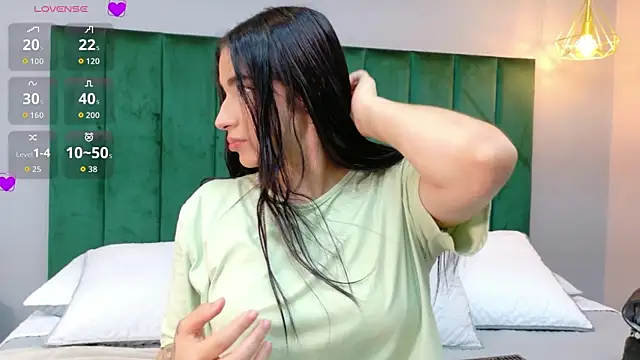 Ashley Evans22 online show from 10, 7, 2026