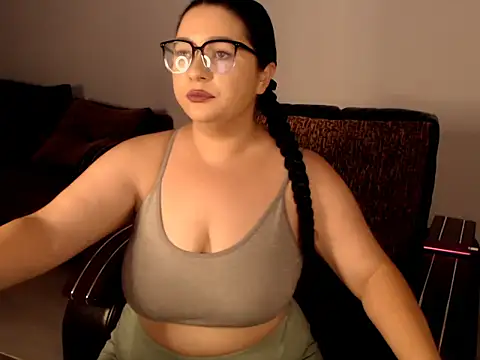 Snapshot of SpecialMonique chatting on 9, 9, 2025 SpecialMonique online show from 9, 9, 2025