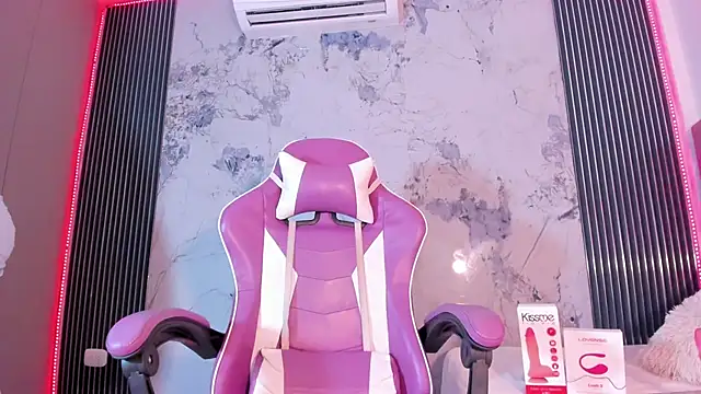 Mia Duarte1 online show from 17, 10, 2025