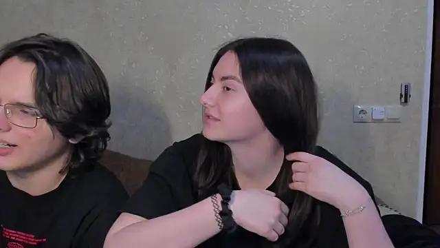 muuur fam online show from 11, 1, 2026