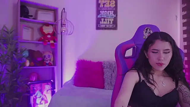  chloe moons  online show from 3, 2, 2026