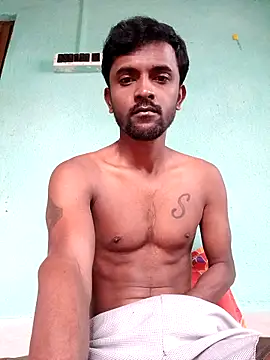 Snapshot of ShinuRoy chatting on 7, 11, 2025 ShinuRoy online show from 7, 11, 2025