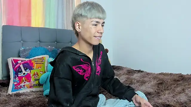 Snapshot of Playboy_Andersex chatting on 1, 10, 2025 Playboy Andersex online show from 1, 10, 2025