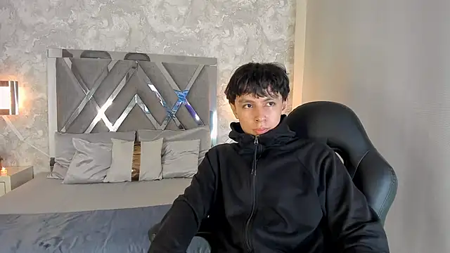 Tyler durten online show from 3, 10, 2025