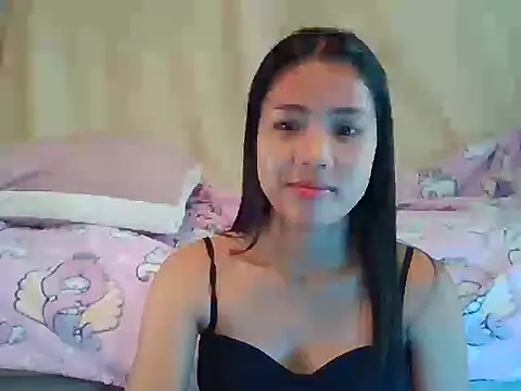 Snapshot of AnnewithanE chatting on 20, 10, 2025 AnnewithanE online show from 20, 10, 2025