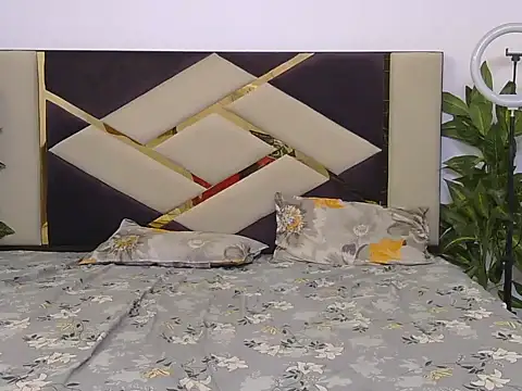 Its-ishikaa online show from 9, 9, 2025