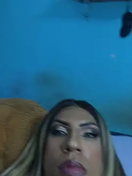 Snapshot of gataloiraa chatting on 3, 10, 2025 gataloiraa online show from 3, 10, 2025