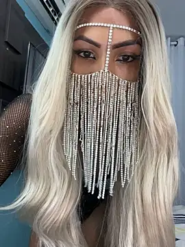 Snapshot of gataloiraa chatting on 2, 4, 2026 gataloiraa online show from 2, 4, 2026