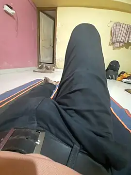 choot paglu online show from 11, 10, 2025