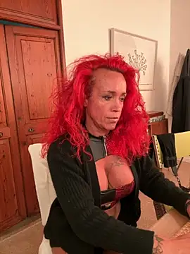 Hotmilfhamburg1 online show from 26, 11, 2025