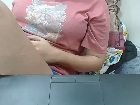 Snapshot of Nataliya_Singh chatting on 2, 2, 2026 Nataliya Singh online show from 2, 2, 2026