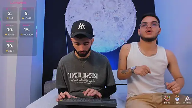Snapshot of marcoAndMathew chatting on 28, 9, 2025 marcoAndMathew online show from 28, 9, 2025