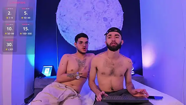 Snapshot of marcoAndMathew chatting on 1, 10, 2025 marcoAndMathew online show from 1, 10, 2025