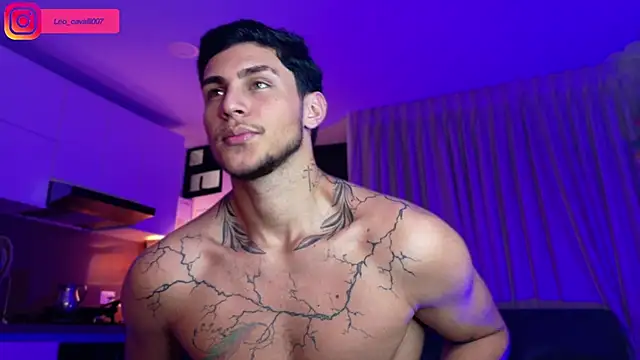 Snapshot of LeoCavalli_ chatting on 17, 9, 2025 LeoCavalli  online show from 17, 9, 2025