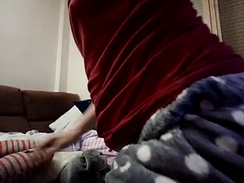 Ebtessamcachonda online show from 6, 11, 2025