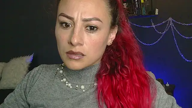 MeganBrown4 online show from 11, 4, 2026