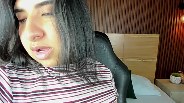 alice coopperx online show from 20, 10, 2025