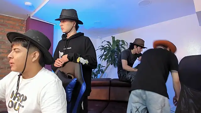 Handsomeboyss19 online show from 22, 11, 2025