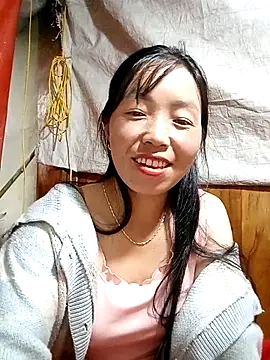 Snapshot of hera-00 chatting on 9, 9, 2025 hera-00 online show from 9, 9, 2025