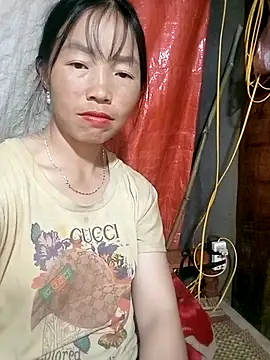 Snapshot of hera-00 chatting on 15, 9, 2025 hera-00 online show from 15, 9, 2025