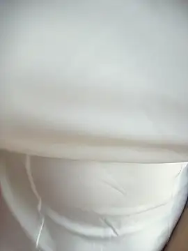 Mia salinass online show from 11, 6, 2026