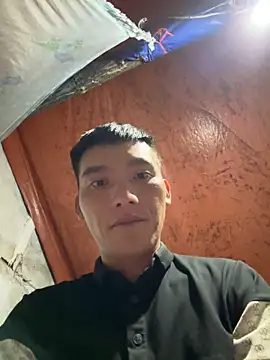 Snapshot of Chao_xxx chatting on 4, 10, 2025 Chao xxx online show from 4, 10, 2025