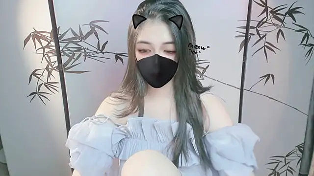 Sparkly Candy online show from 5, 11, 2025