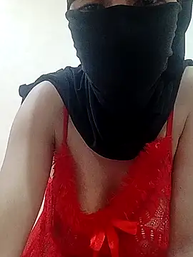 Snapshot of salma14 chatting on 8, 10, 2025 salma14 online show from 8, 10, 2025