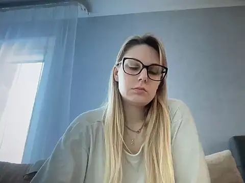 NikexPretty online show from 2, 2, 2026