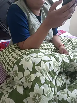 payal 261072  online show from 20, 12, 2025