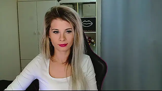 KristineGlow online show from 13, 1, 2026