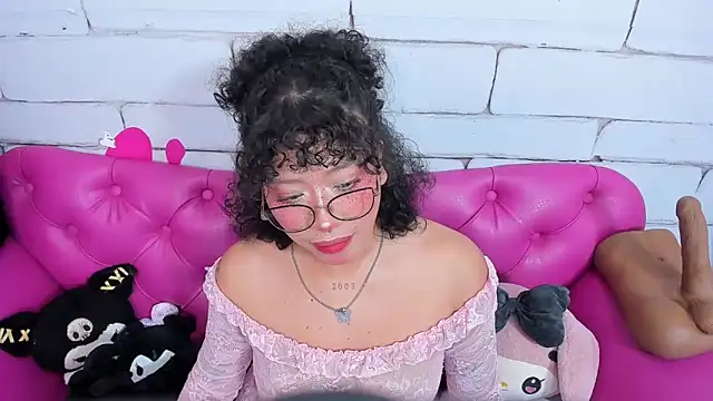 SafiroAgataaa online show from 14, 11, 2025