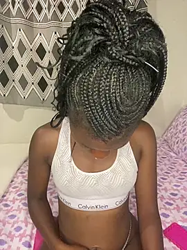 Snapshot of Crazyqueenxxx chatting on 17, 9, 2025 Crazyqueenxxx online show from 17, 9, 2025