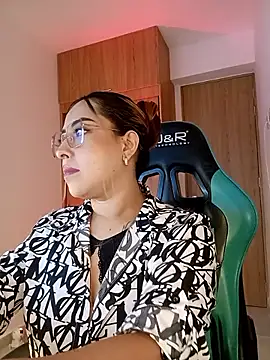 Tamara valentine online show from 16, 4, 2026