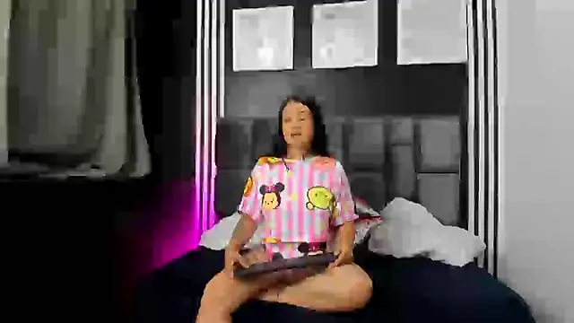 Hornycouple Hot online show from 8, 10, 2025