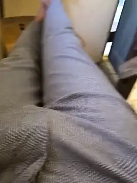 bigdick lickingexpert08 online show from 27, 2, 2026