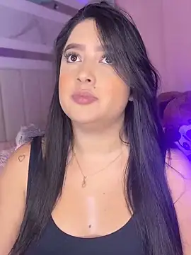 Emiily Moore1 online show from 13, 11, 2025