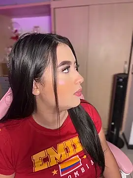 Emiily Moore1 online show from 14, 4, 2026