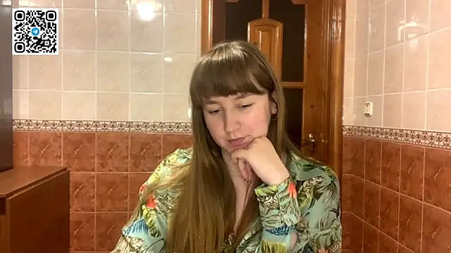 MaroonMoon  online show from 29, 11, 2025