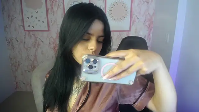 Channel Garcia ch1 online show from 26, 3, 2026